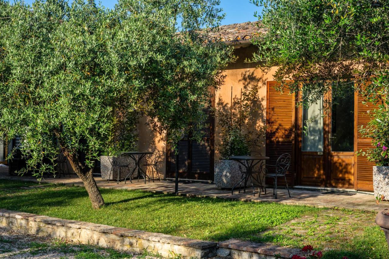 Hotel&Spa Villa dei Mosaici Spello Esterno foto